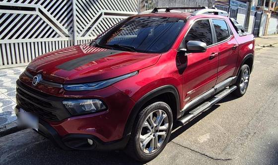 FIAT TORO 1.8 16V EVO FLEX FREEDOM AT6 FIAT TORO 1.8 16V EVO FLEX FREEDOM AT6